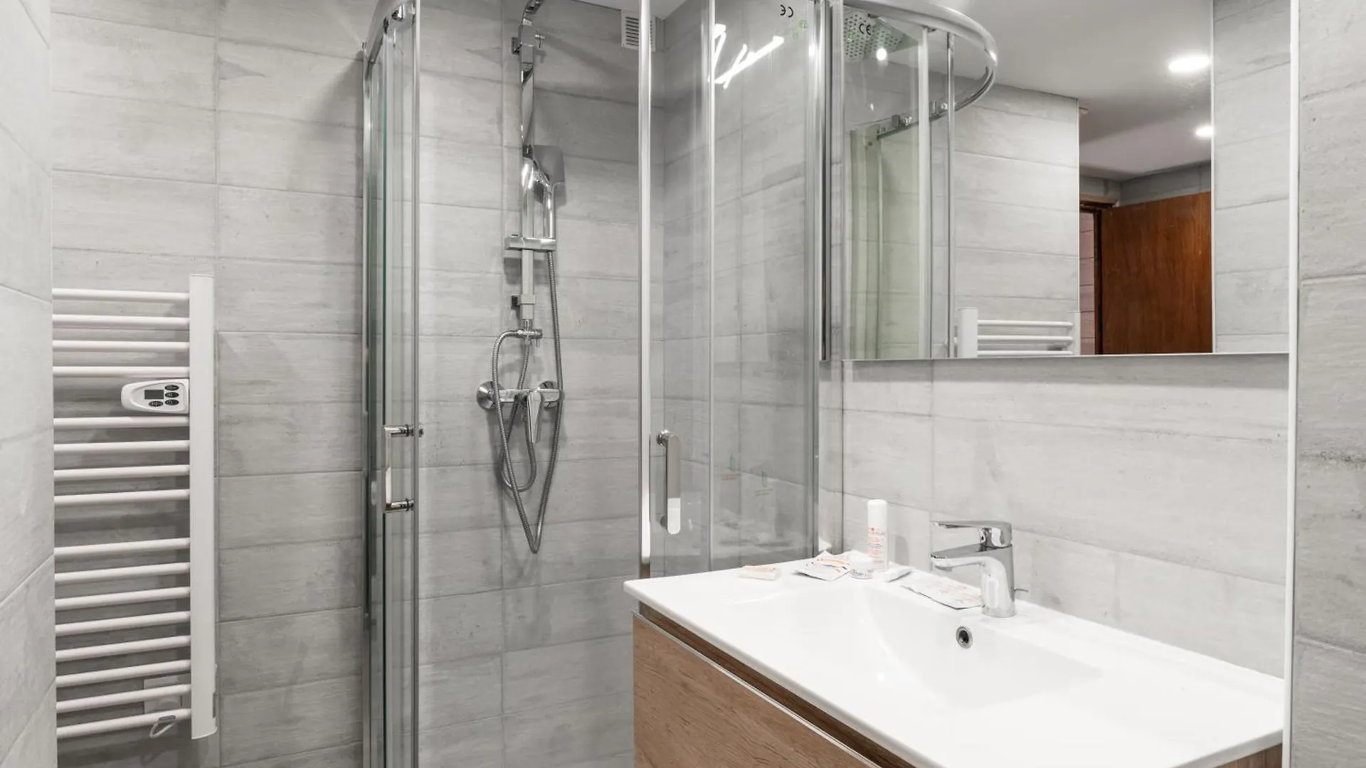 Serre Chevalier Chantemerle Grand Appartement 150 M2 Dans Chalet Familial Сен-Шафре 0*,  Франция